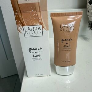 Laura Geller Quench-n-Tint Hydrating Foundation in Tan